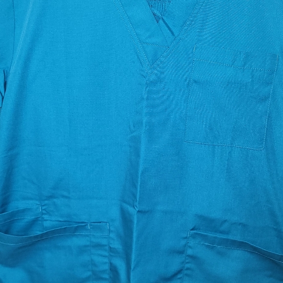 Scrubs - Picture 4 of 6